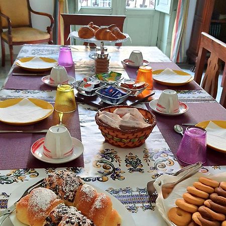 Bed and Breakfast Cavour Il Conte Camillo à Palerme Extérieur photo