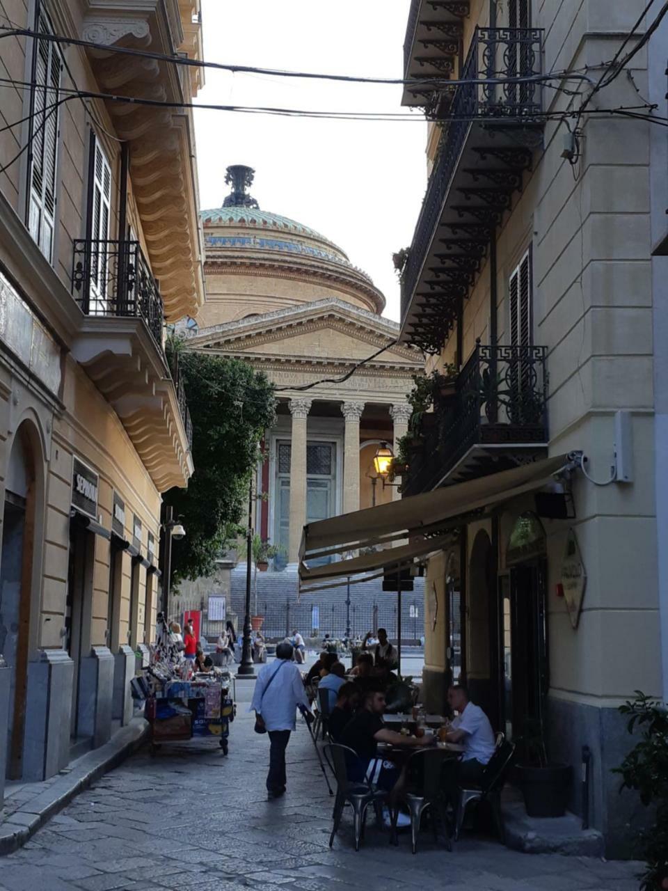Bed and Breakfast Cavour Il Conte Camillo à Palerme Extérieur photo